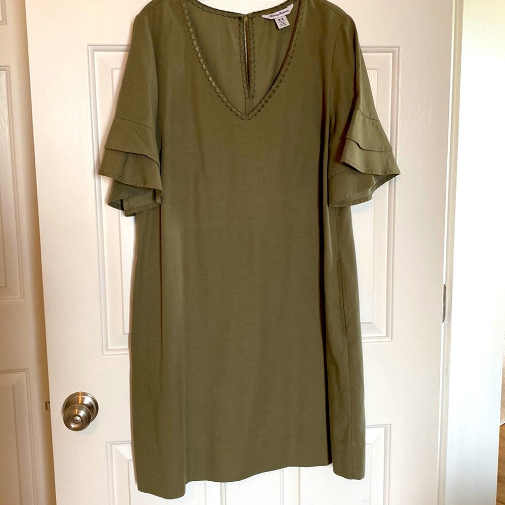 Excellent condition army Green Day dress